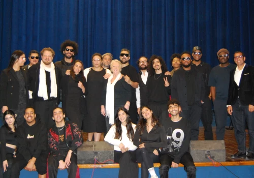 PREMIERE PHOTO OFFICIELLE